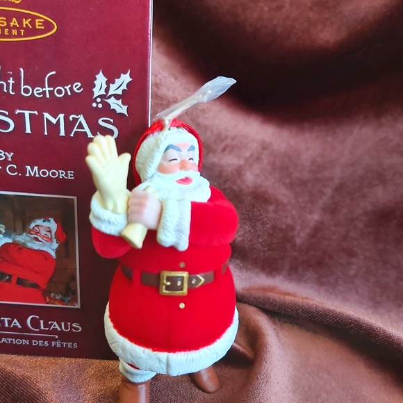 Collectable Hallmark ornament - Picture 4 of 4